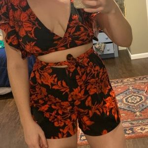 Two piece set